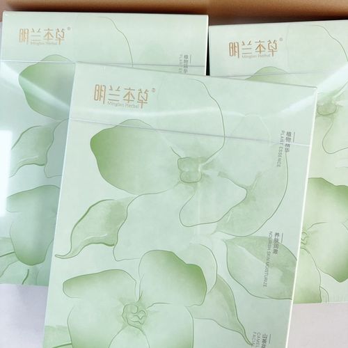 山茶花之吻 明兰本草补水面膜，干性与混合性肌肤的植物水润秘境